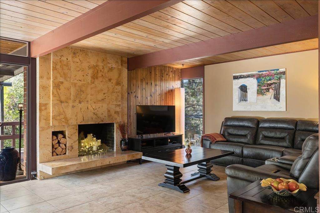 Spring Valley, CA 91978,3216 Fair Oaks Lane