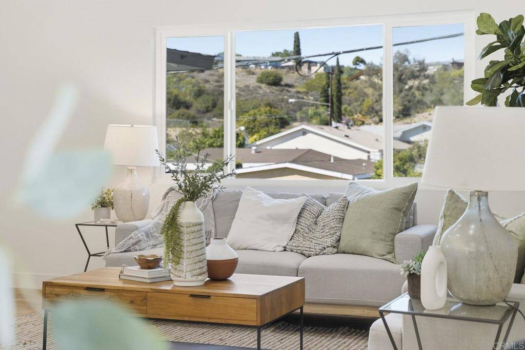 San Diego, CA 92139,6521 Potomac Street