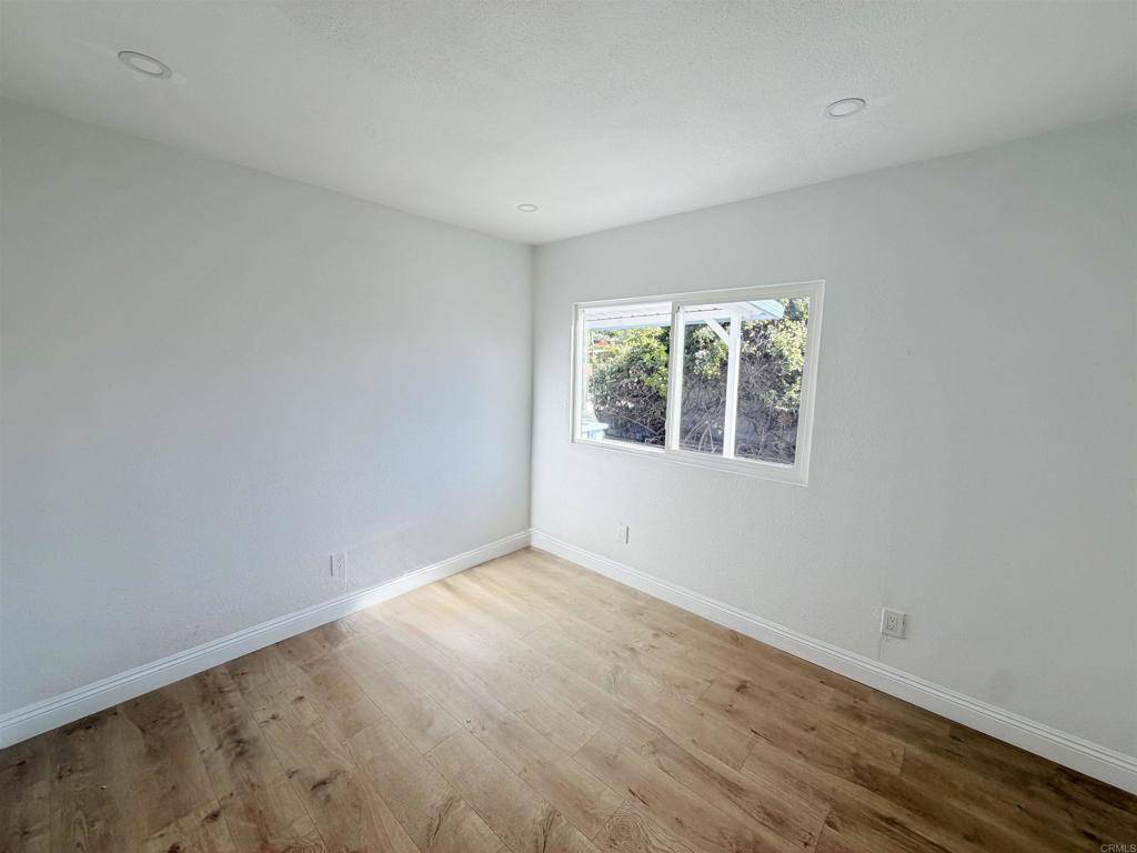 Lakeside, CA 92040,8968 Winter Gardens Blvd #4