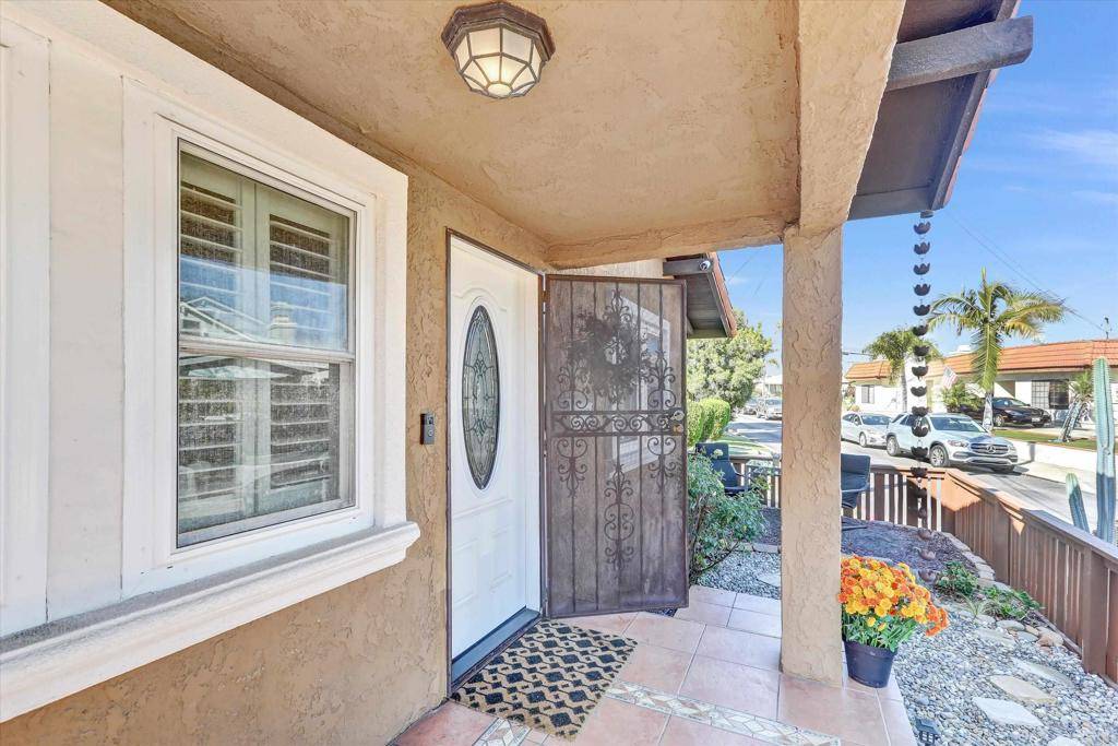 San Diego, CA 92104,3544 Boundary ST