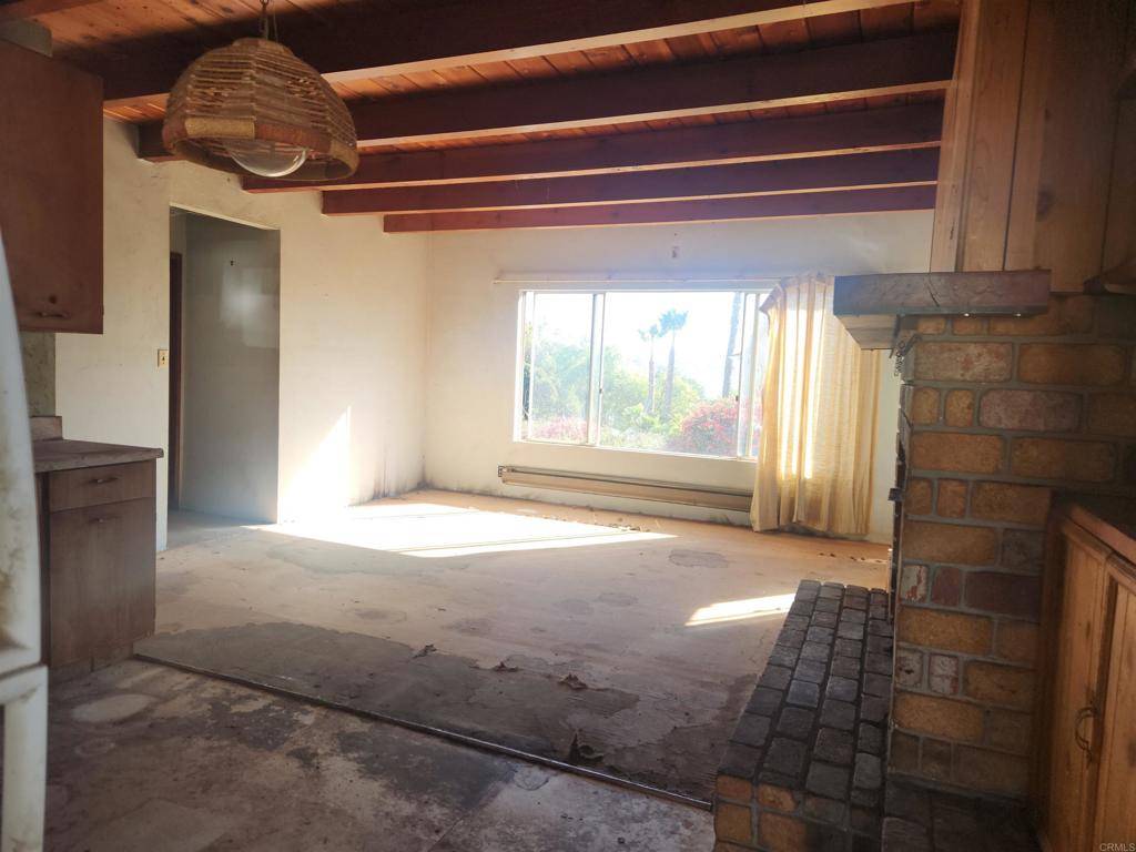 El Cajon, CA 92021,148 Sierra Vista DR