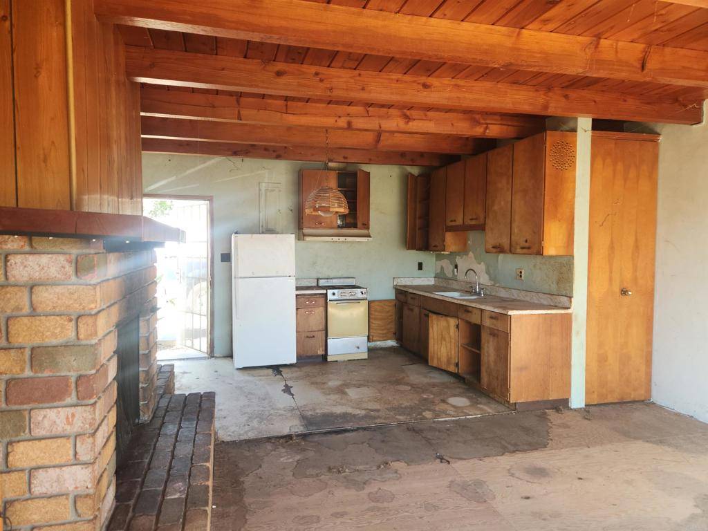 El Cajon, CA 92021,148 Sierra Vista DR