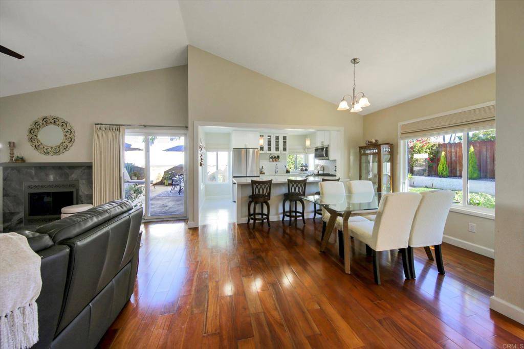 Chula Vista, CA 91911,595 Hampshire LN