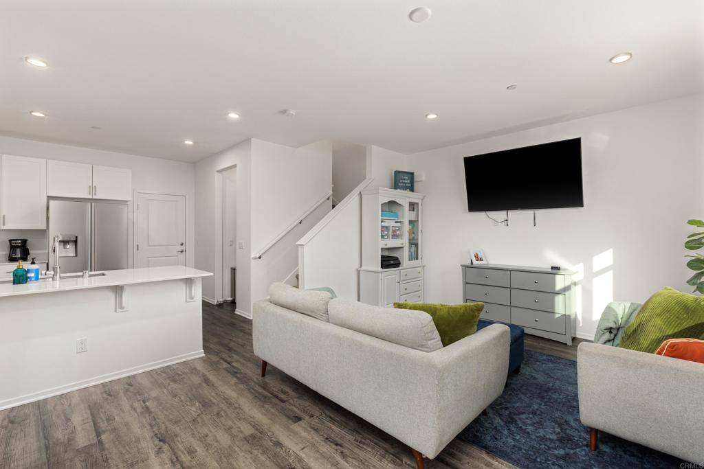 San Diego, CA 92102,936 Cooper PL