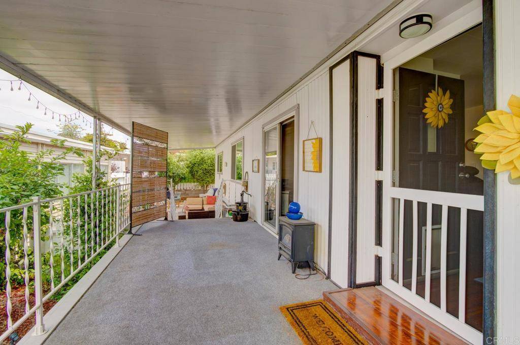 Santee, CA 92071,8301 Mission Gorge Rd #286