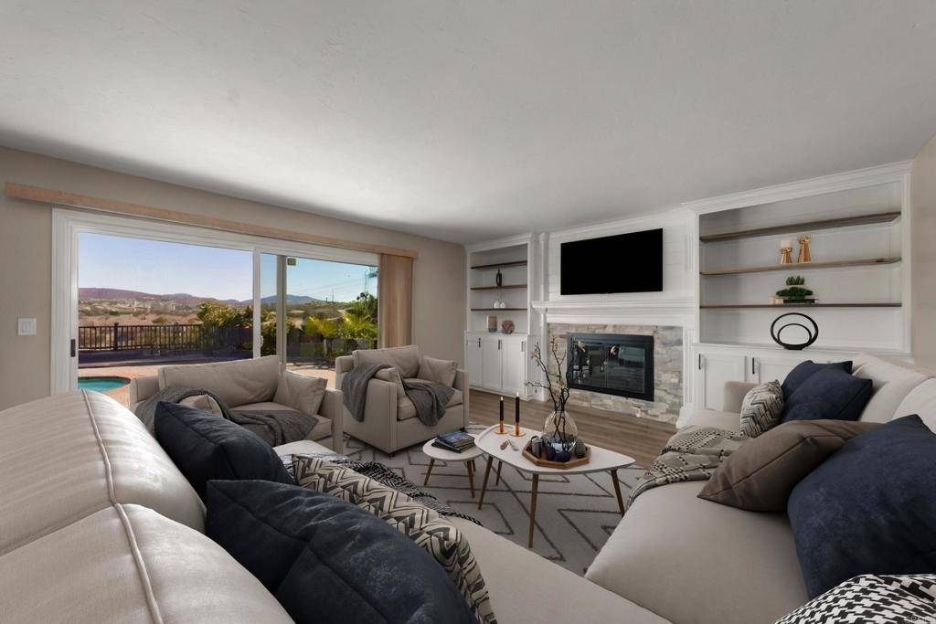 Bonita, CA 91902,4363 Country TRL