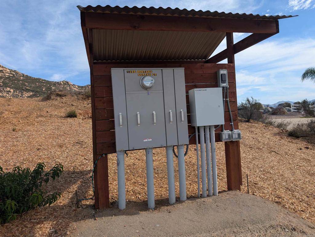 El Cajon, CA 92021,1496 Montana Serena CT