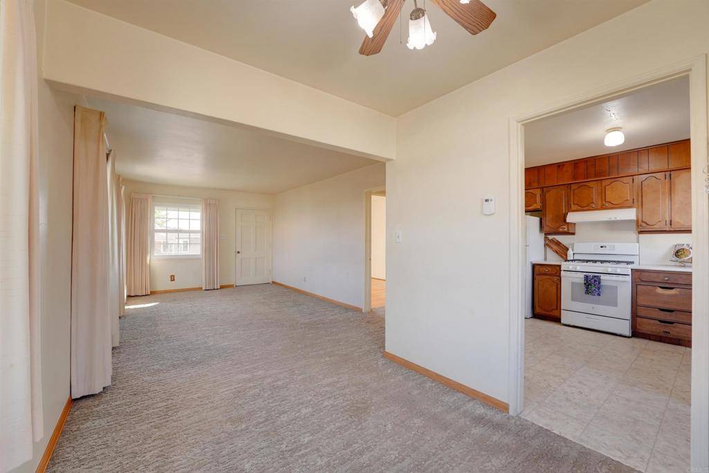 San Diego, CA 92105,5252 Pirotte DR