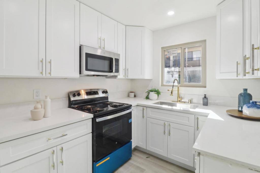 San Diego, CA 92116,3535 Monroe Ave #5