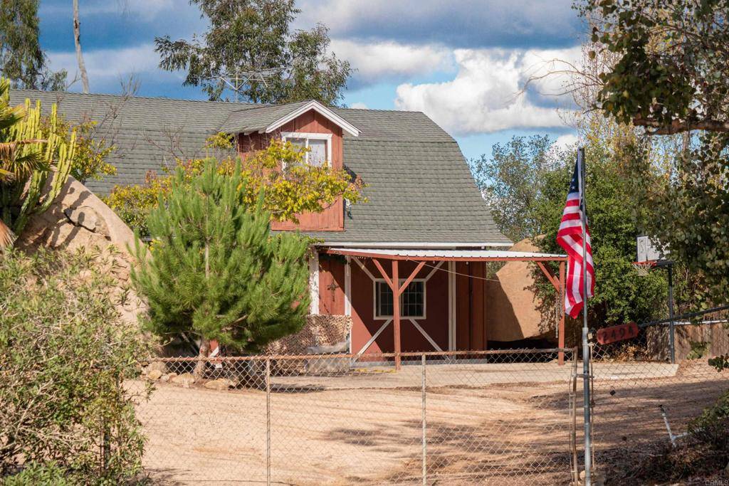 Fallbrook, CA 92028,2494 Donnil Lane