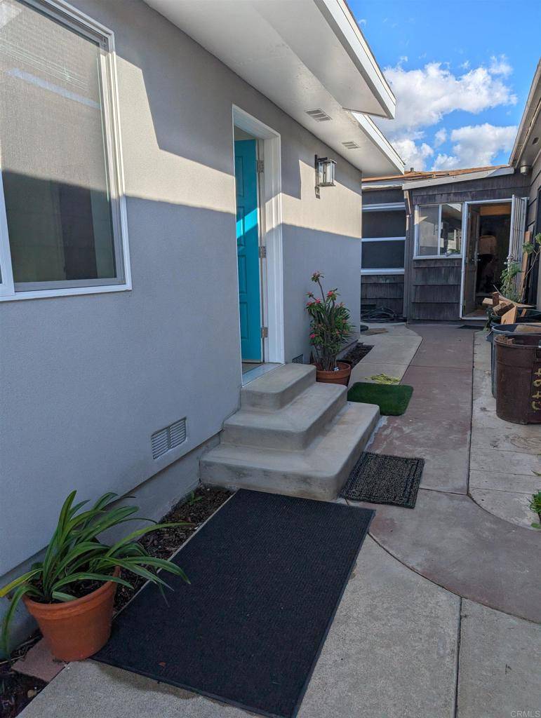 La Mesa, CA 91949,3817 Rojo Tierra RD