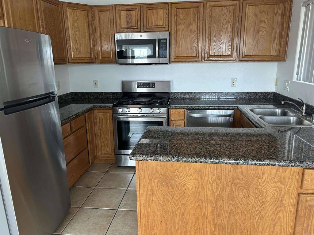 Imperial Beach, CA 91932,1144 13th ST #201