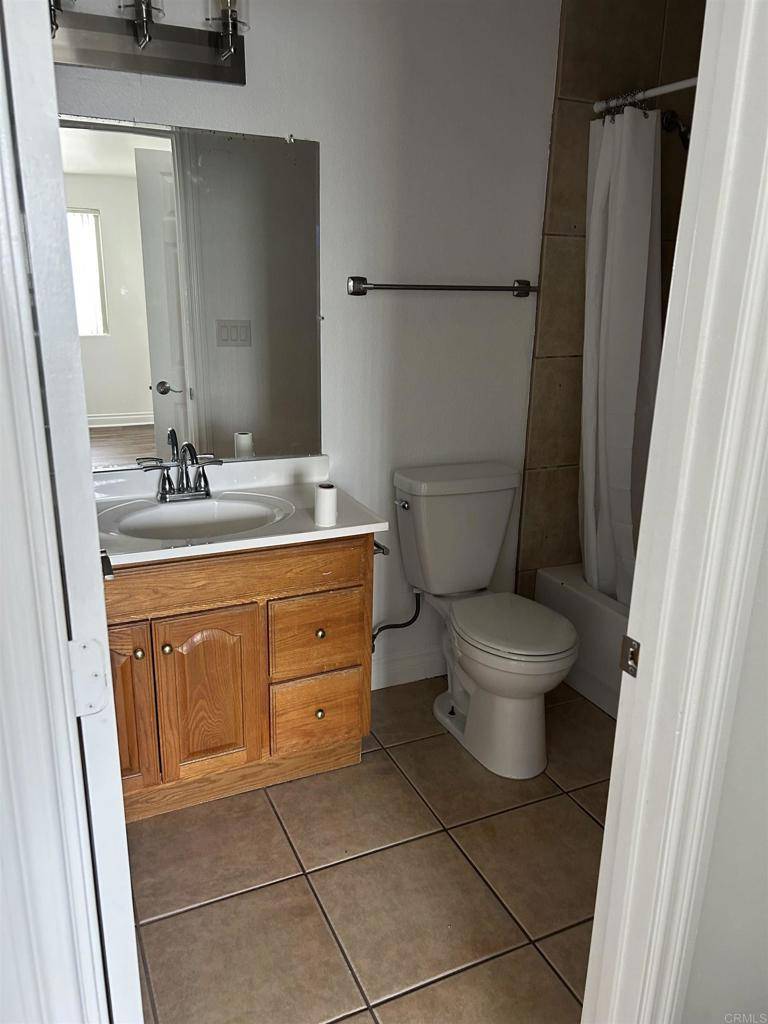 Imperial Beach, CA 91932,1144 13th ST #201