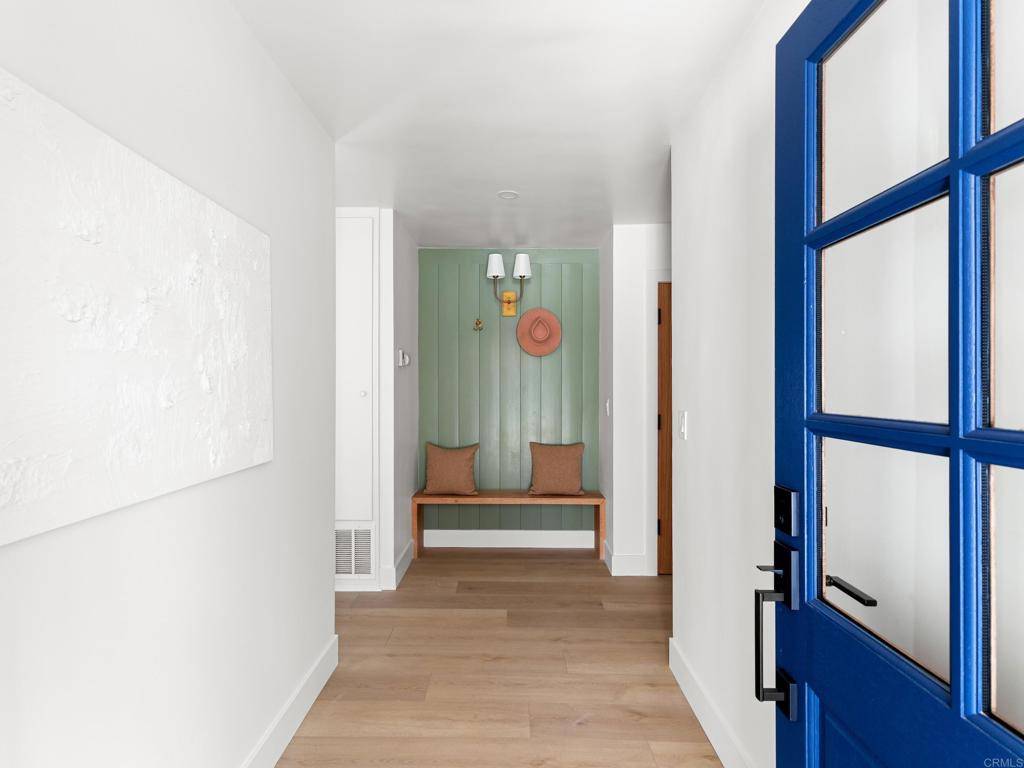 Carlsbad, CA 92008,2570 Wilson ST