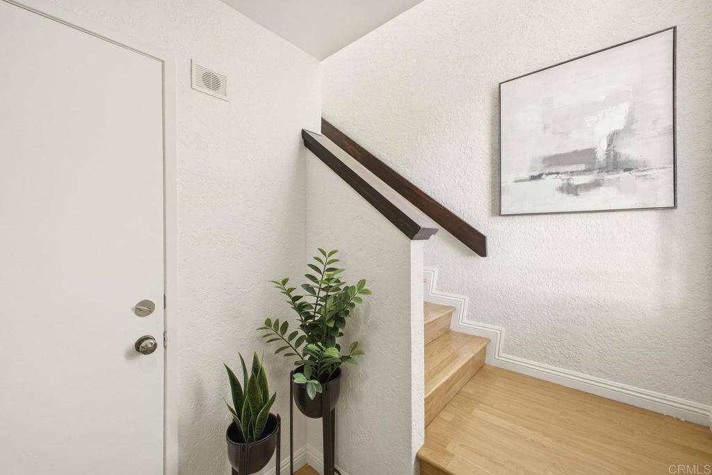 El Cajon, CA 92019,1540 Granite Hills DR #A