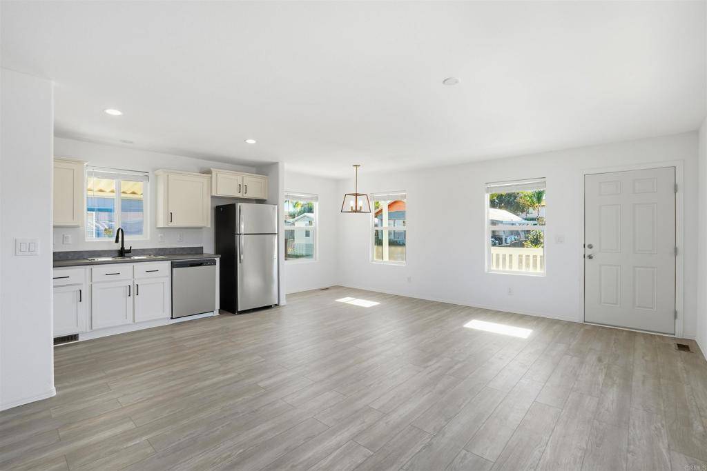 San Ysidro, CA 92173,3890 Sipes LN #18