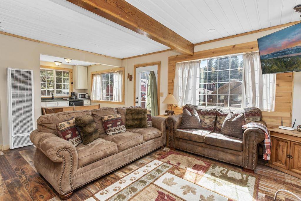 Big Bear Lake, CA 92315,43400 Sheephorn RD