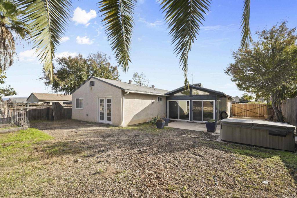 Santee, CA 92071,10036 Three Oaks WAY