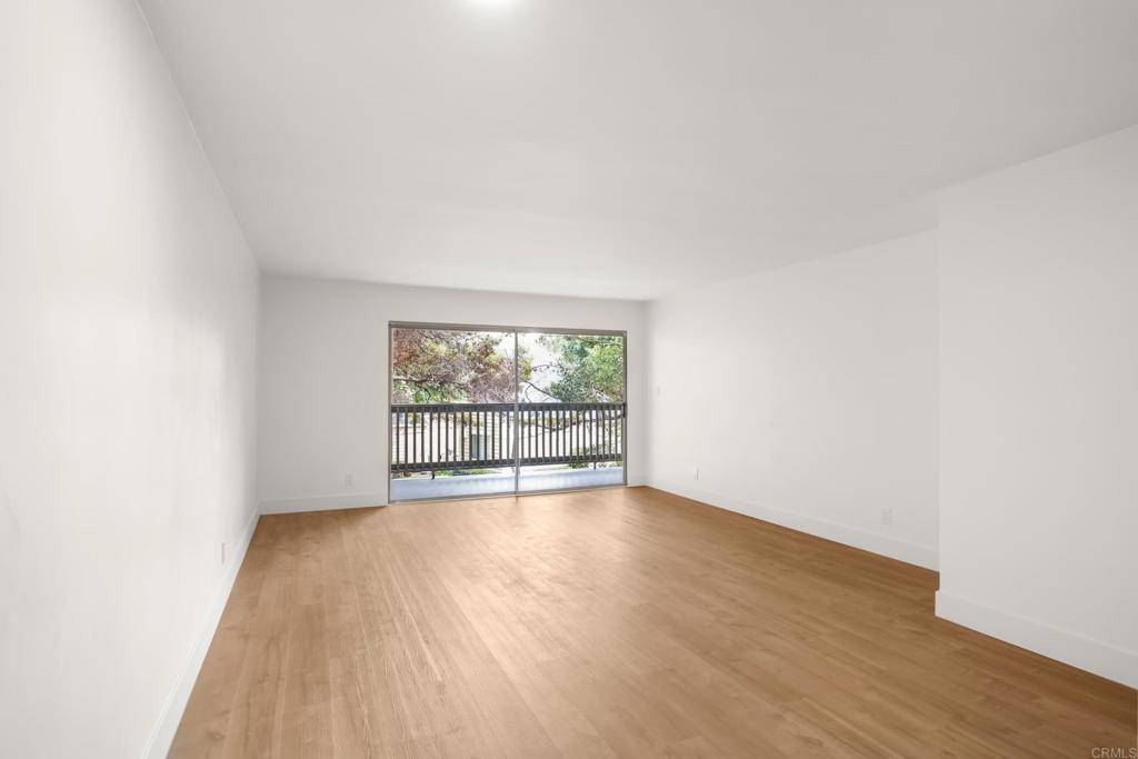 San Diego, CA 92107,4444 W Point Loma BLVD #16