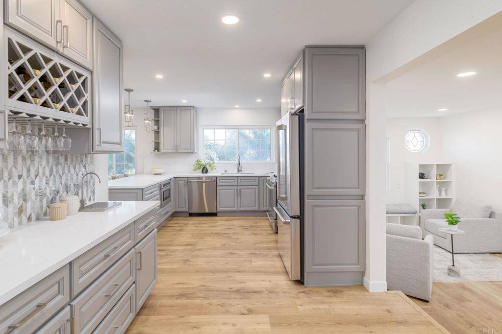 Point Loma, CA 92106,1674 Evergreen ST