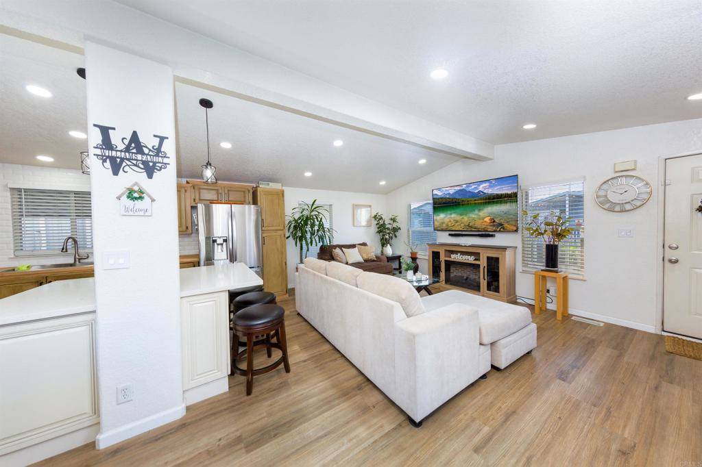 Torrance, CA 90501,24200 Walnut Street 22