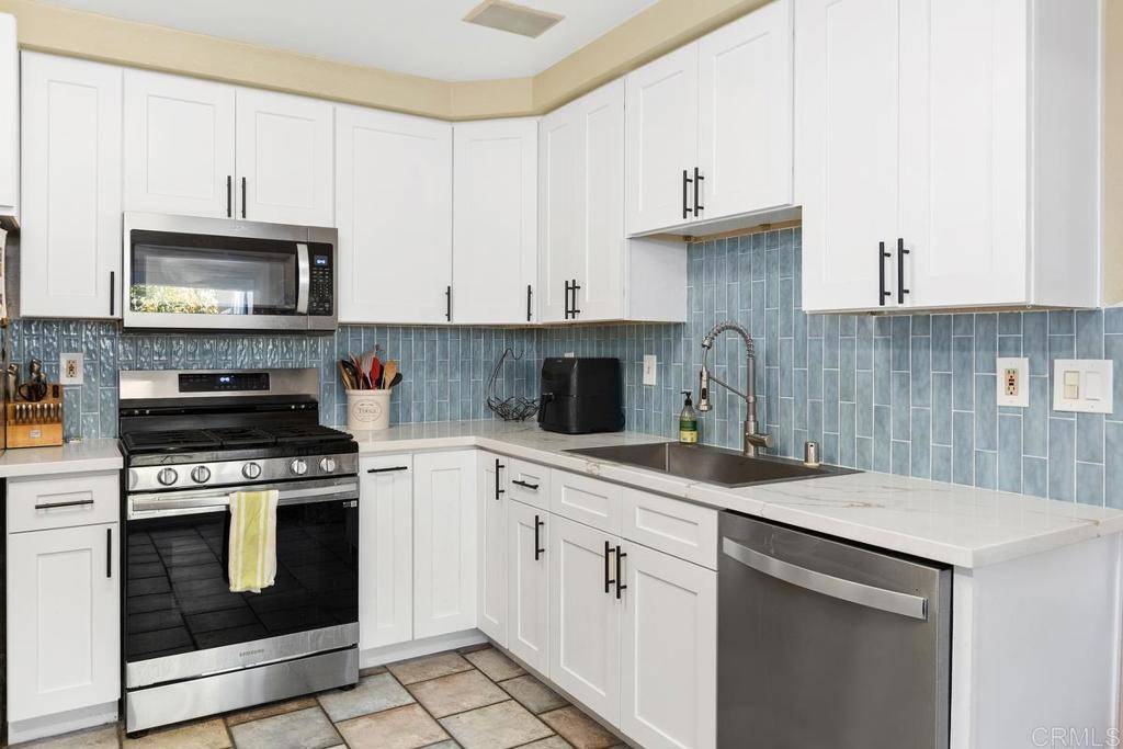 San Diego, CA 92124,10862 Caravelle Place