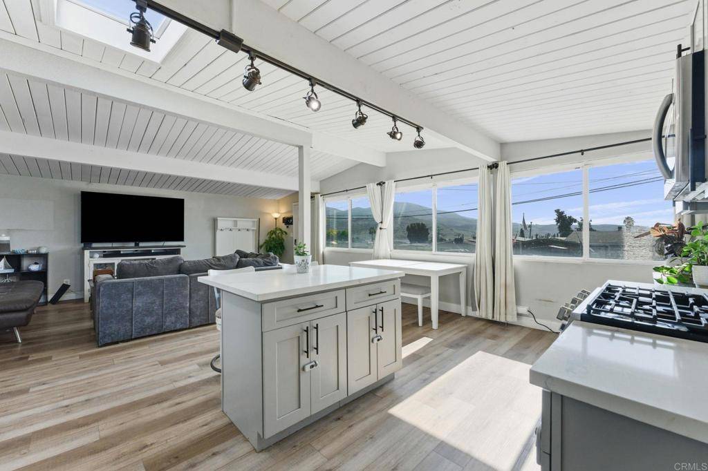 Spring Valley, CA 91977,9838 Ivanho ST