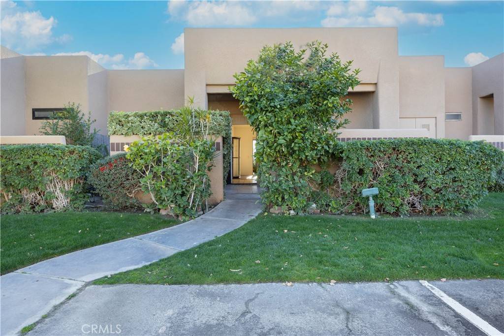 Cathedral City, CA 92234,28977 Desert Princess DR