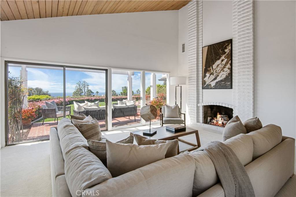 Palos Verdes Estates, CA 90274,2903 Via Pacheco