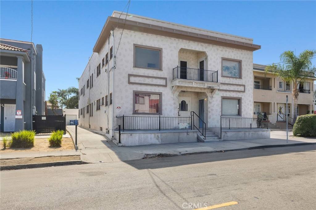 San Pedro, CA 90731,675 W 11th ST