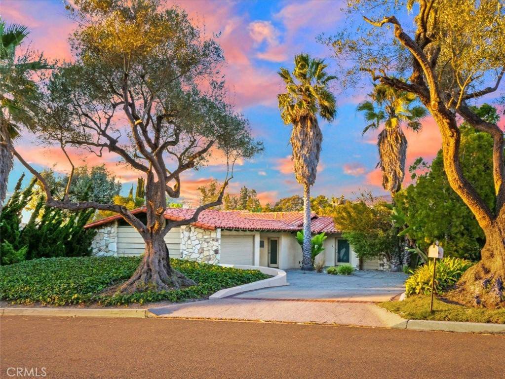 Palos Verdes Estates, CA 90274,2409 Via Sonoma