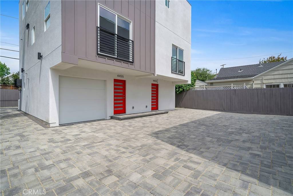 Studio City, CA 91602,4455 Colfax Ave #4
