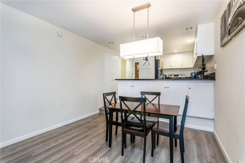 Signal Hill, CA 90755,2525 E 19th ST #12