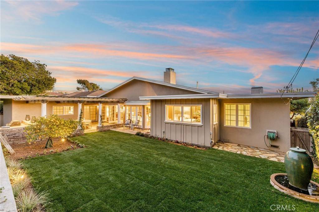 Rancho Palos Verdes, CA 90275,3951 Palos Verdes Drive South