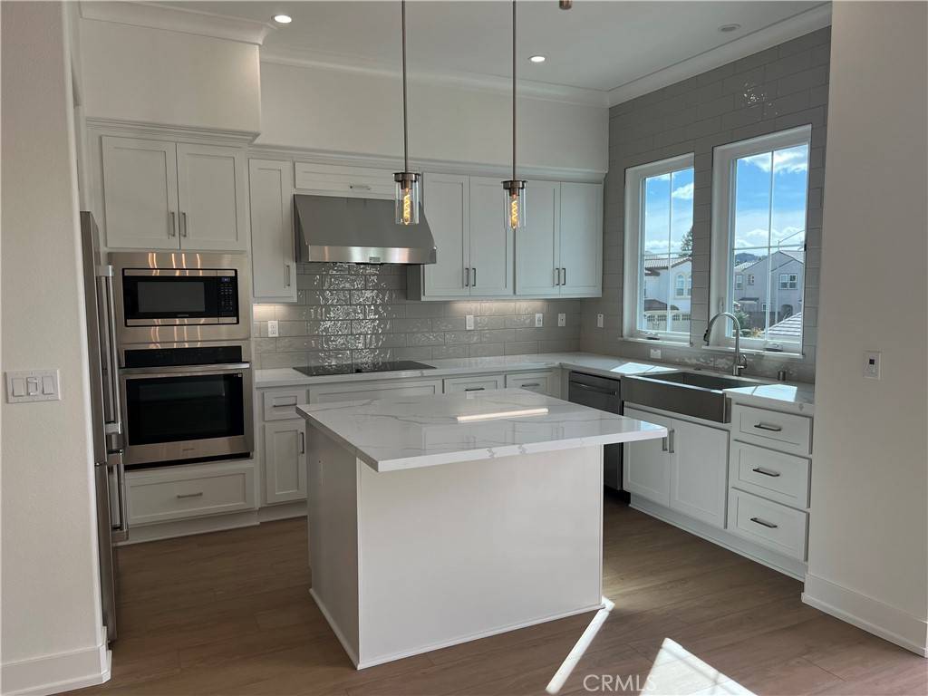 Morgan Hill, CA 95037,17227 St Anthony DR