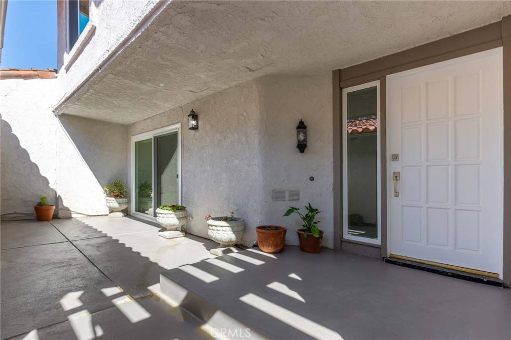 San Juan Capistrano, CA 92675,32432 Lookout CT