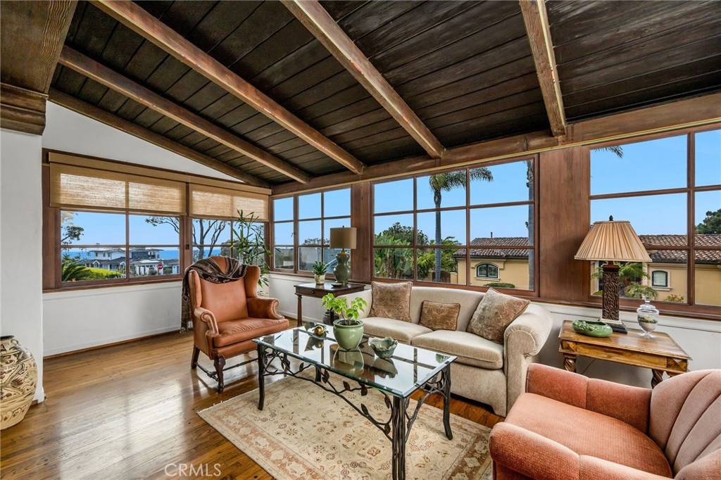 Redondo Beach, CA 90277,624 Calle Miramar