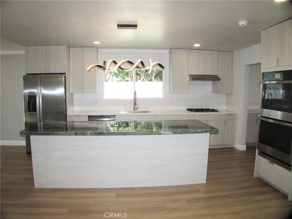 Rancho Palos Verdes, CA 90275,28011 Indian Rock DR