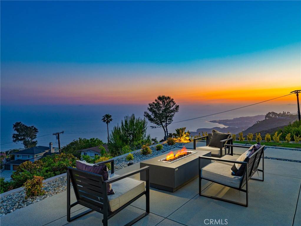 Rancho Palos Verdes, CA 90275,30414 Ganado DR
