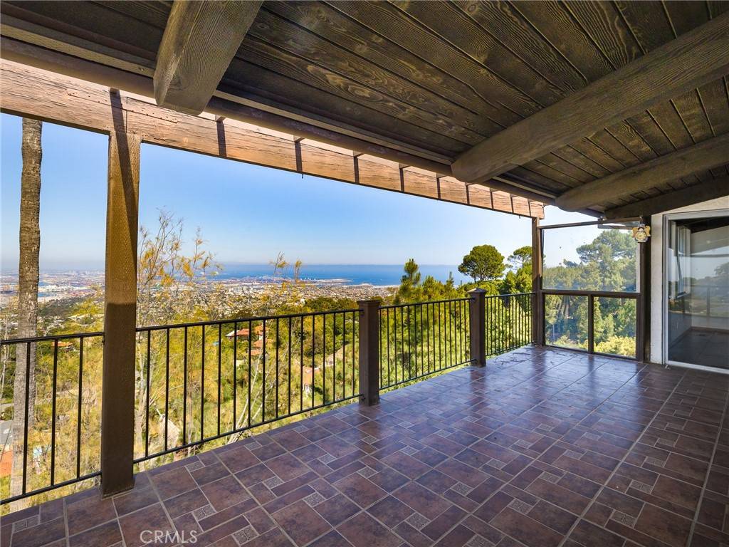 Rancho Palos Verdes, CA 90275,30062 Grandpoint LN