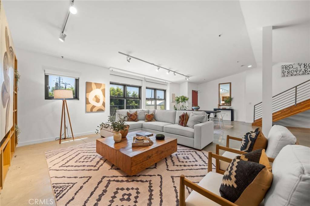 Venice, CA 90291,700 S Main ST #20