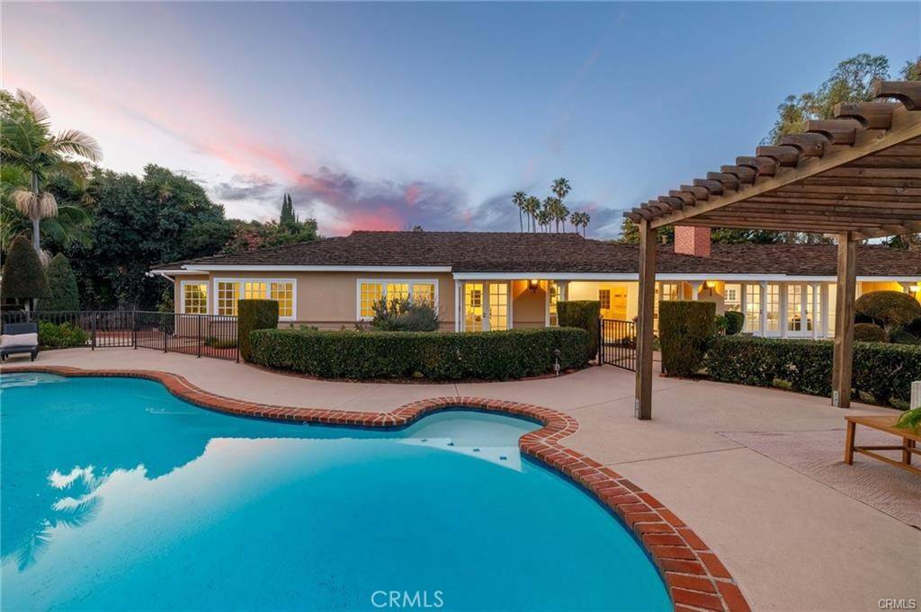 Rancho Palos Verdes, CA 90275,27846 Palos Verdes DR E