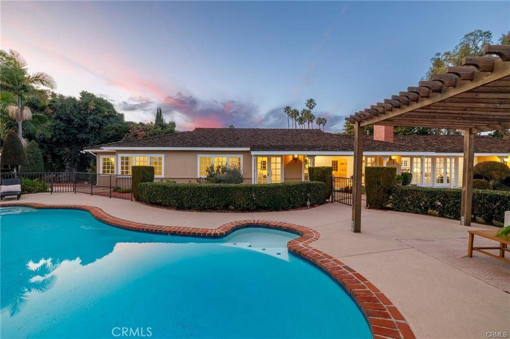 Rancho Palos Verdes, CA 90275,27846 Palos Verdes DR E