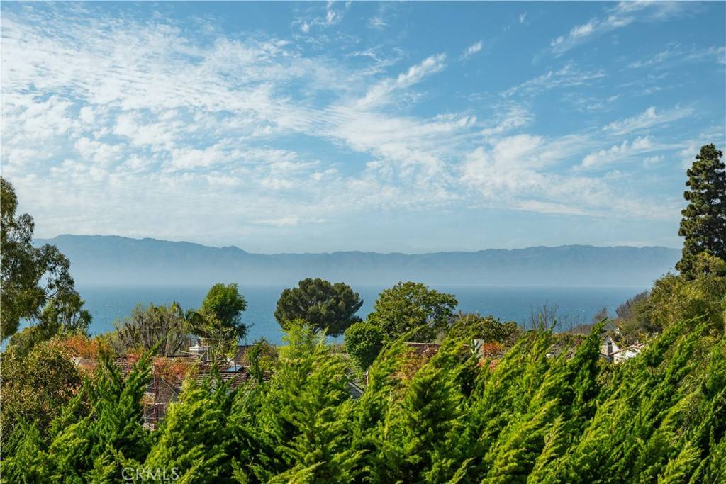 Palos Verdes Estates, CA 90274,1737 Via Boronada