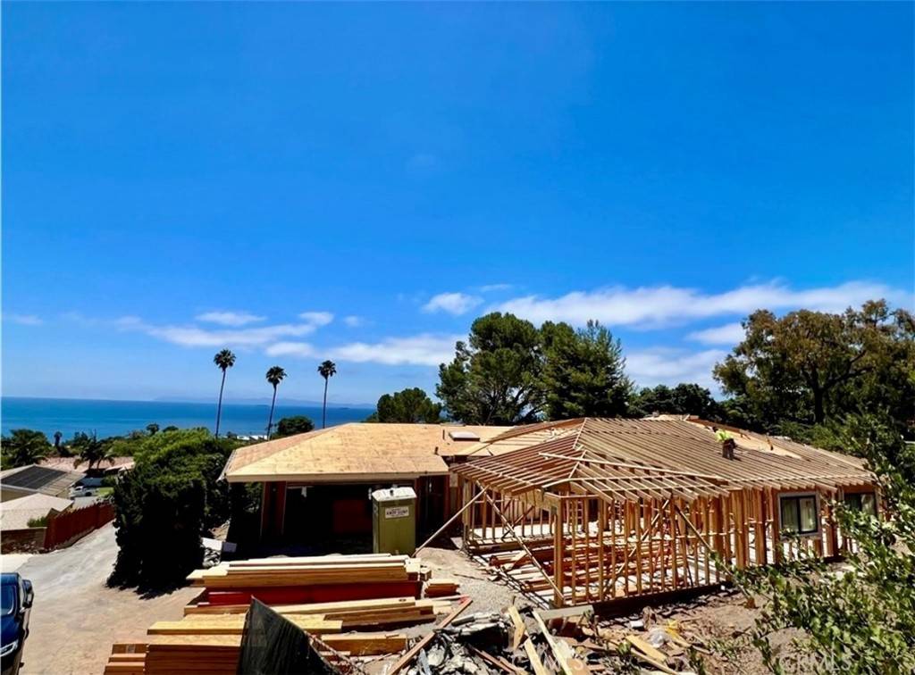 Rancho Palos Verdes, CA 90275,6347 Tarragon Road