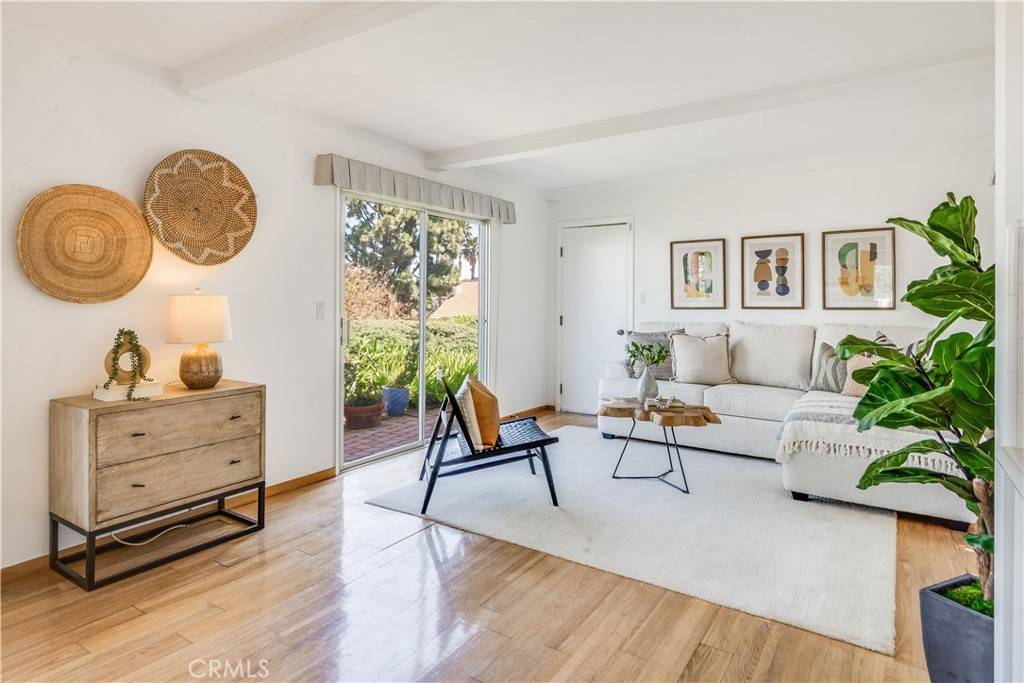 Rancho Palos Verdes, CA 90275,27005 Diamondhead LN