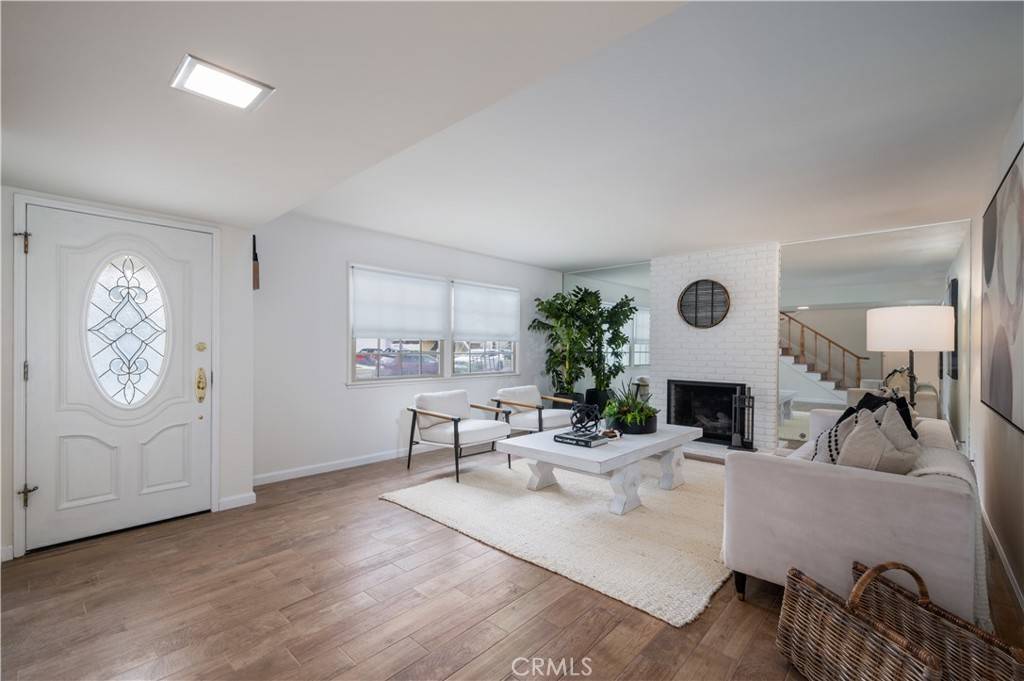 Torrance, CA 90503,20619 Entradero AVE