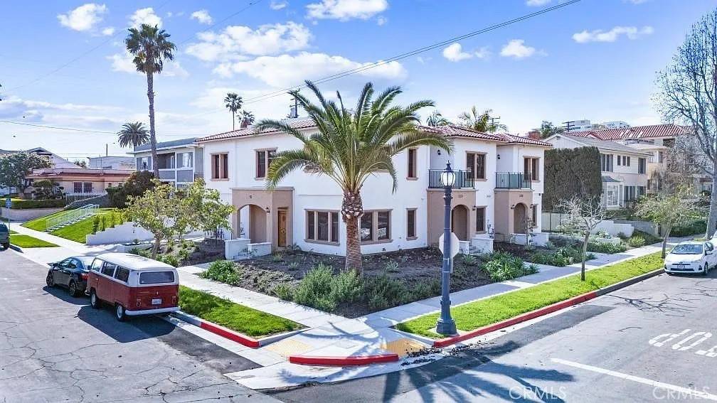 Long Beach, CA 90803,51 Kennebec AVE