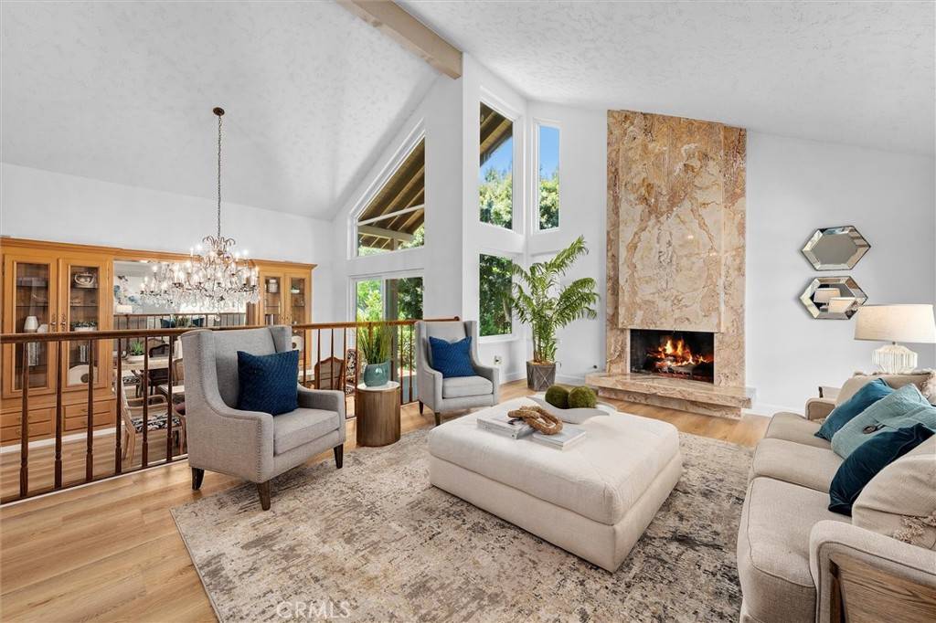 Rolling Hills Estates, CA 90274,23 Quarterhorse LN
