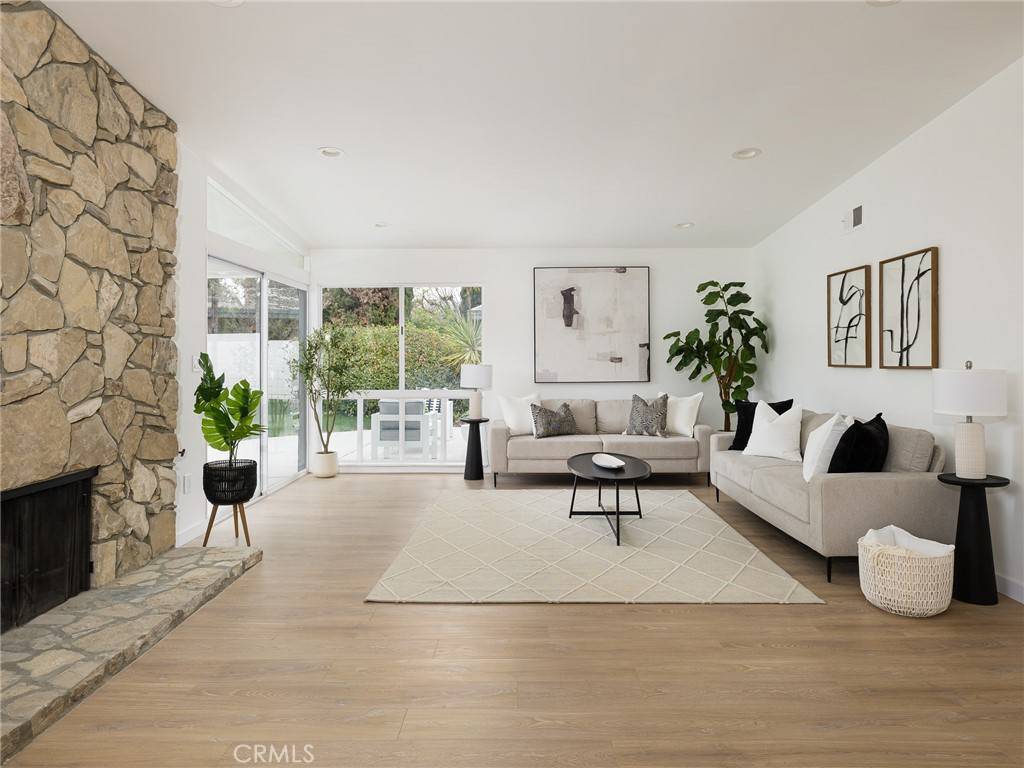 Rancho Palos Verdes, CA 90275,4918 Delacroix RD